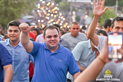 Roberto Cidade enaltece festa da democracia em Maus e Boa Vista do Ramos durante lanamento de pr-campanha