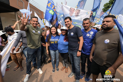 Joana Darc visita comunidades no interior e rene milhares de apoiadores