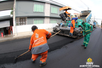 Prefeitura de Manaus avana com Asfalta Manaus nas zonas Centro-Sul e Centro-Oeste