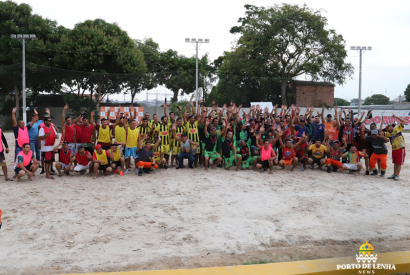 Trabalhadores da Semulsp participam de torneio de futebol na arena Domingos Santana