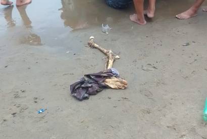 Ossada humana  encontrada na praia Ponta Negra