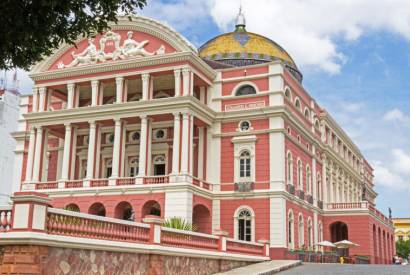 Teatro Amazonas oferece programao especial rock e concerto de msica erudita nesta semana