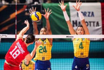 Brasil cai para Srvia e fica com o vice no Mundial de vlei feminino