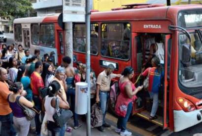 Ministro do STF autoriza transporte pblico gratuito no segundo turno