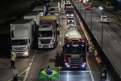 Senadores cobram ao imediata no desbloqueio de rodovias em todo o pas