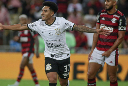 Corinthians derrota Flamengo no Maracan e se garante na Libertadores em 2023