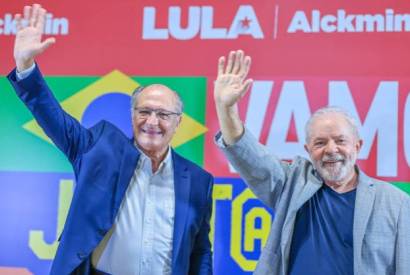 Equipes de Lula e de Bolsonaro se encontram para iniciar processo de transio entre governos