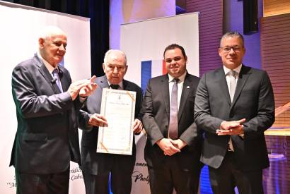 Roberto Cidade presidiu, no Rio de Janeiro, solenidade que homenageou o ex-ministro Bernardo Cabral