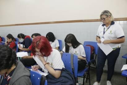 Estudantes da rede pblica estadual passam por Avaliao de Verificao de Aprendizagem