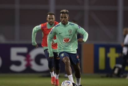 Aos 21 anos, atacante Rodrygo segura ansiedade pela estreia da seleo