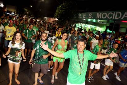 Intrprete campeo do Carnaval do Rio  atrao em evento da Bateria da Aparecida em dezembro