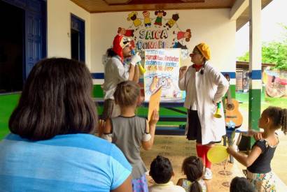 4 edio do Defensores Mirins leva teatro e educao a abrigos no Amazonas