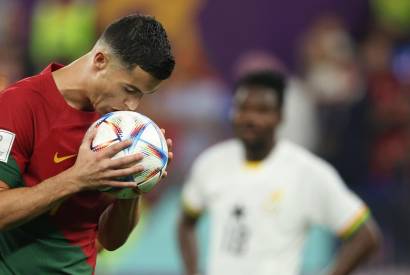 Com gol histrico de Cristiano Ronaldo, Portugal supera Gana por 3 a 2