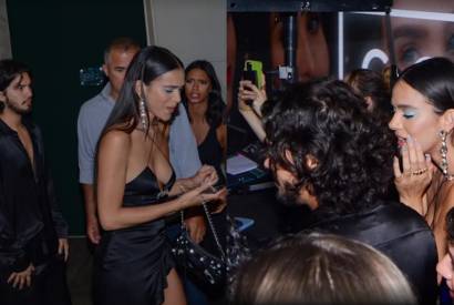 Bruna Marquezine e Xolo Mariduea aumentam rumores de namoro em evento