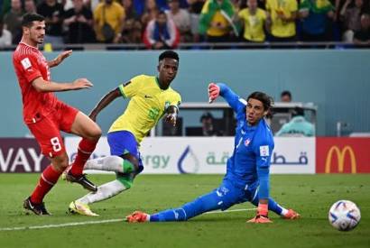 Entenda o impedimento semiautomtico, que anulou o gol do Brasil contra Sua