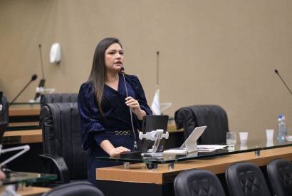 Joana Darc  favorvel a reforma urgente do Terminal Rodovirio de Manaus