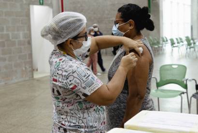 Manaus ter dez pontos de vacinao contra a Covid-19neste sbado   