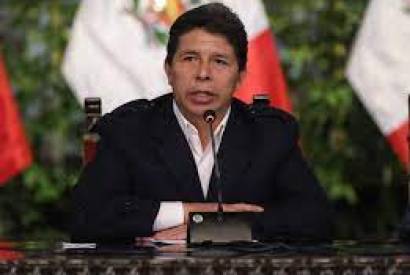 Presidente do Peru anuncia dissoluo do Congresso e 'governo de exceo' 