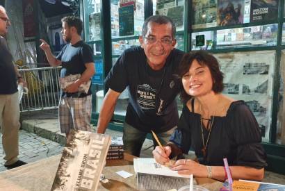 Eliane Brum lana Banzeiro kt na Banca do Largo, em Manaus