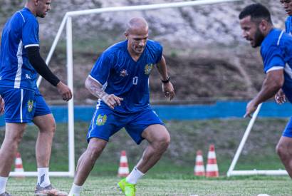 Aps segundo dia de treino do elenco, Ronny, afirma: Todo mundo est em prol do Nacional