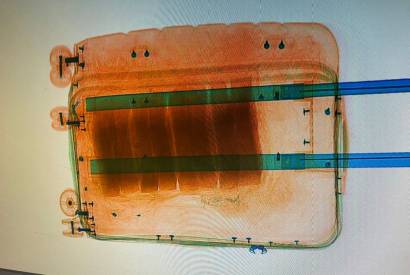 Receita Federal apreende mais de 14 kg de droga em malas no Aeroporto de Manaus