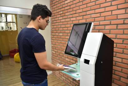 Escola Normal Superior da UEA inaugura biblioteca revitalizada