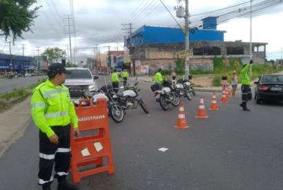 Prefeitura interditou trecho da avenida Autaz Mirim