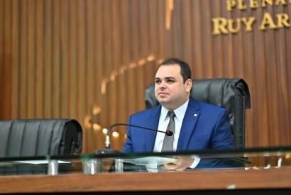 Presidente da Aleam, Roberto Cidade, refora compromisso com a populao e garante empenho no comando do parlamento estadual