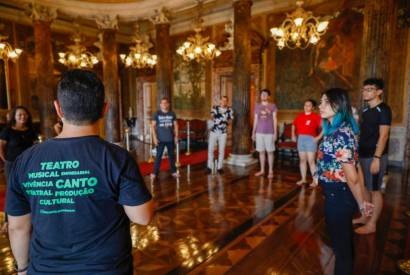 Condutores culturais do Teatro Amazonas recebem treinamento