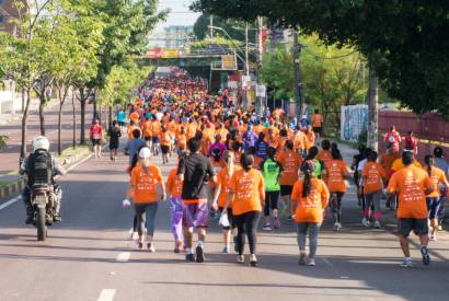 Cerca de 2 mil atletas participam da 8 edio da Corrida da gua, neste domingo