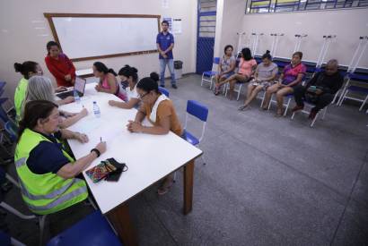 Famlias da Manaus 2000 e Comunidade da Sharp recebem apoio social do Governo do Amazonas