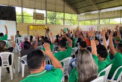 Em momento histrico, sete acordos de pesca so aprovados para ordenar o Rio Negro