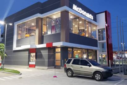 McDonald's oferece vagas de emprego para pessoas com deficincia em Manaus