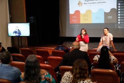 Cineteatro Guarany recebe mais uma Reunio Setorial da Lei Paulo Gustavo (LPG), com artistas visuais e artesos