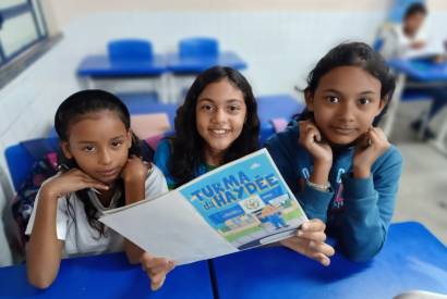 Escola estadual transforma patrona em personagem de livro infantil