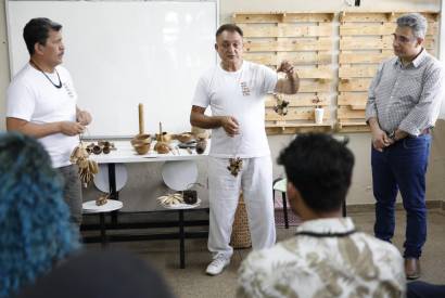 Curso de bioinstrumentos do Liceu Claudio Santoro incentiva a valorizao da cultura Amaznica