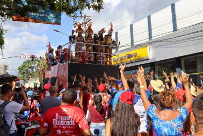 Trio Panavueiro comanda trs dias de festa ao som de toadas em Parintins