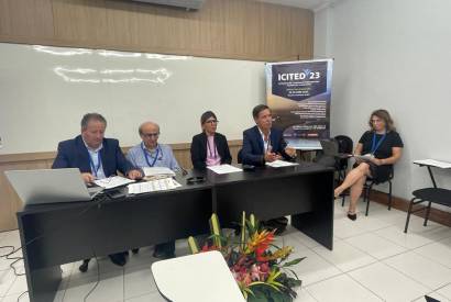 Especialistas de mais de 20 pases debatem o futuro da educao em Manaus