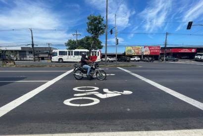 Prefeitura implanta novas reas de espera para motocicletas