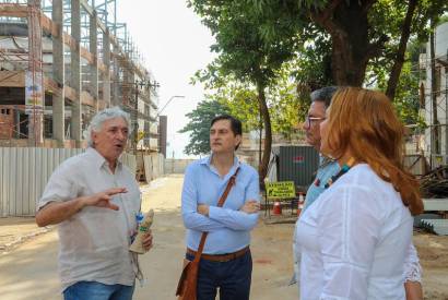 Prefeitura estuda instalar busto de heri nacional do Peru no largo de So Vicente