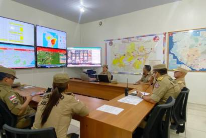 Corpo de Bombeiros alinha estratgias de combate aos focos de incndios com representantes de 21 municpios