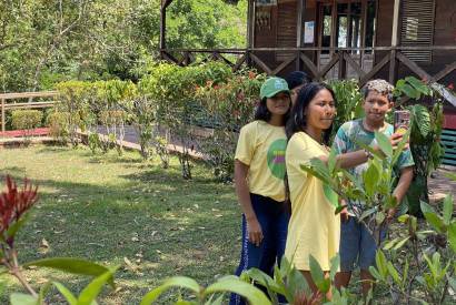 Jovens ribeirinhos no Amazonas viram 'reprteres da floresta'