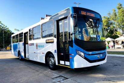 Nova linha de nibus vai fazer trajeto entre T4 e Ponta Negra de Manaus