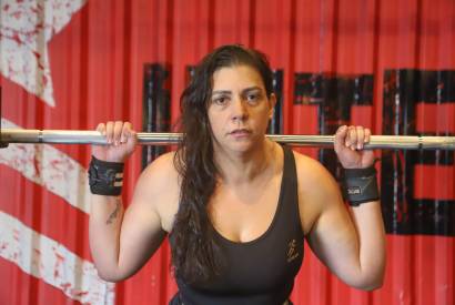 Atletas de Powerlifting do Bolsa Esporte Estadual se preparam para Campeonato Amazonense