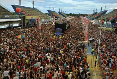 'Arrasto do DJ Evandro Jr' abre programao do Galo de Manaus no Sambdromo