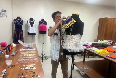 Professor de Design de Moda d dicas para customizar os looks para o Carnaval