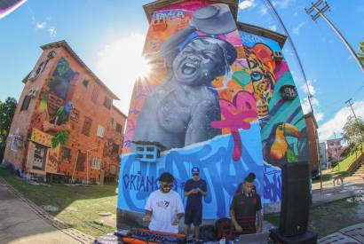 Arte em grafite muda a paisagem do Residencial Gilberto Mestrinho