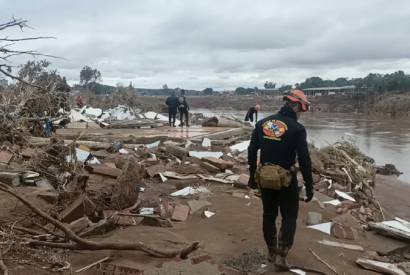 Com aes de busca e resgate, bombeiros do Amazonas j atuaram em cinco municpios do Rio Grande do Sul