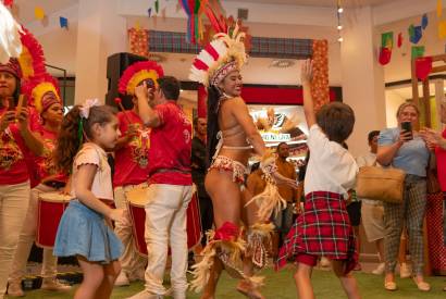 Bumbazinho: evento para as crianas se divertirem ao som de boi-bumb