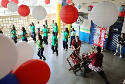 Escola estadual bilngue portugus-japons realiza festival tradicional do vero nipnico